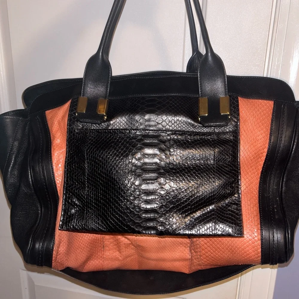 Chloé Black and Coral Pink Leather Tote
